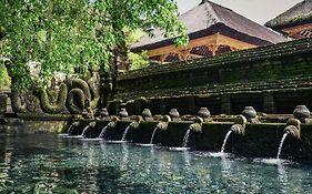 Caldera Hotel